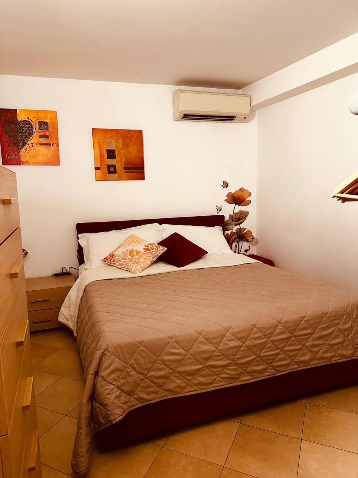 Hotel Agathae Катания Экстерьер фото